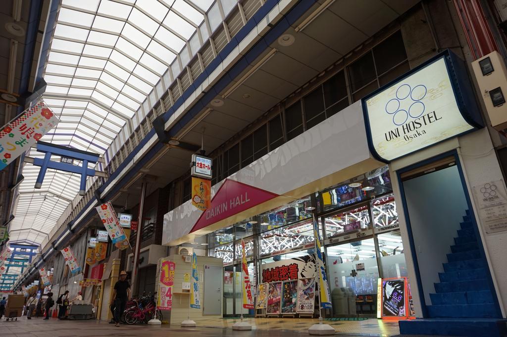 Uni Hostel Osaka Buitenkant foto